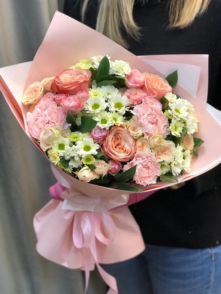 Букет цветов из: Гвоздики, Розы и Хризантемы в Верхней Хаве