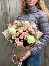 Букет цветов из:  Розы в Верхней Хаве