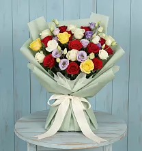 Букет цветов из:  Розы в Верхней Хаве
