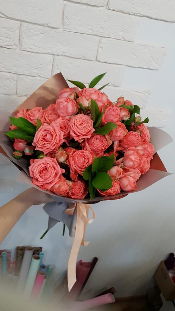 Букет цветов из: Розы в Верхней Хаве