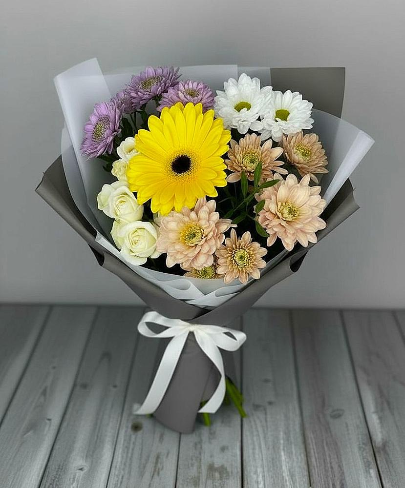 Букет цветов из: Розы, Герберы и Хризантемы в Верхней Хаве