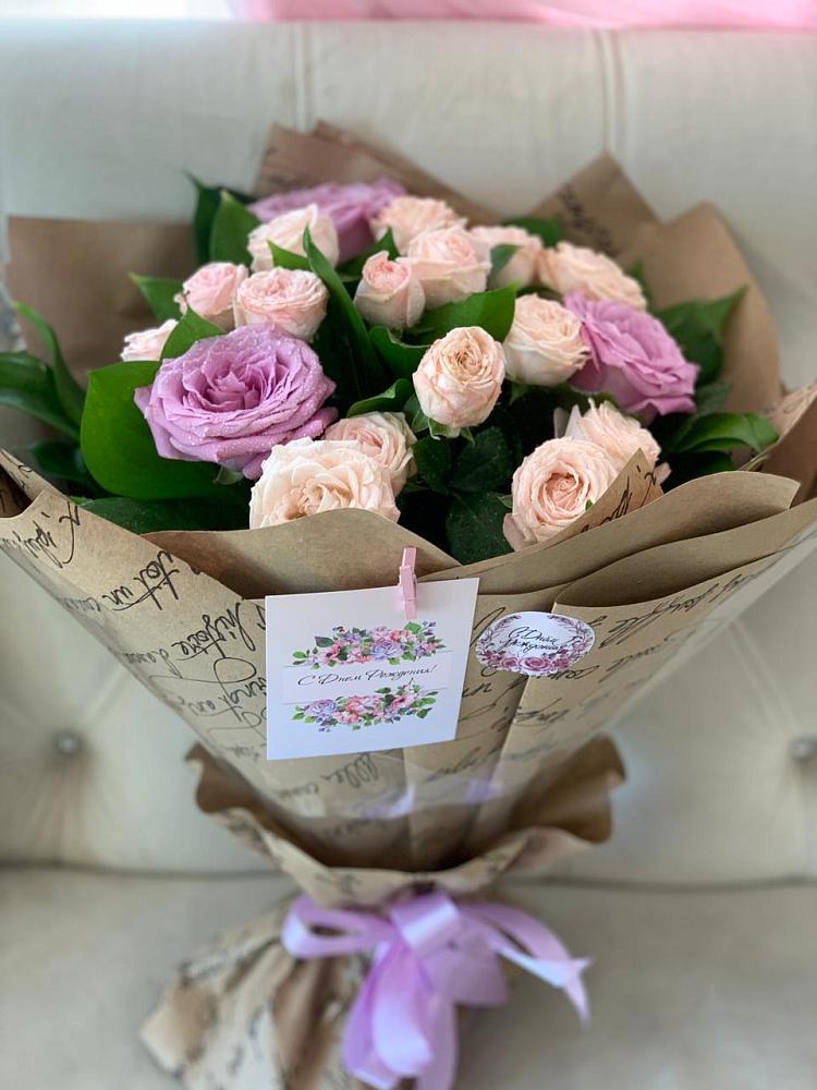 Букет цветов из: Розы в Верхней Хаве