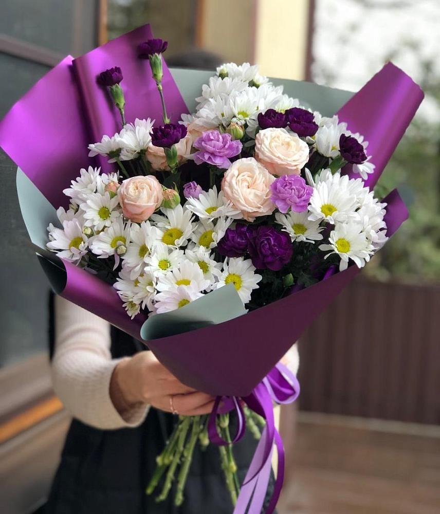 Букет цветов из: Хризантемы, Гвоздики и Розы в Верхней Хаве