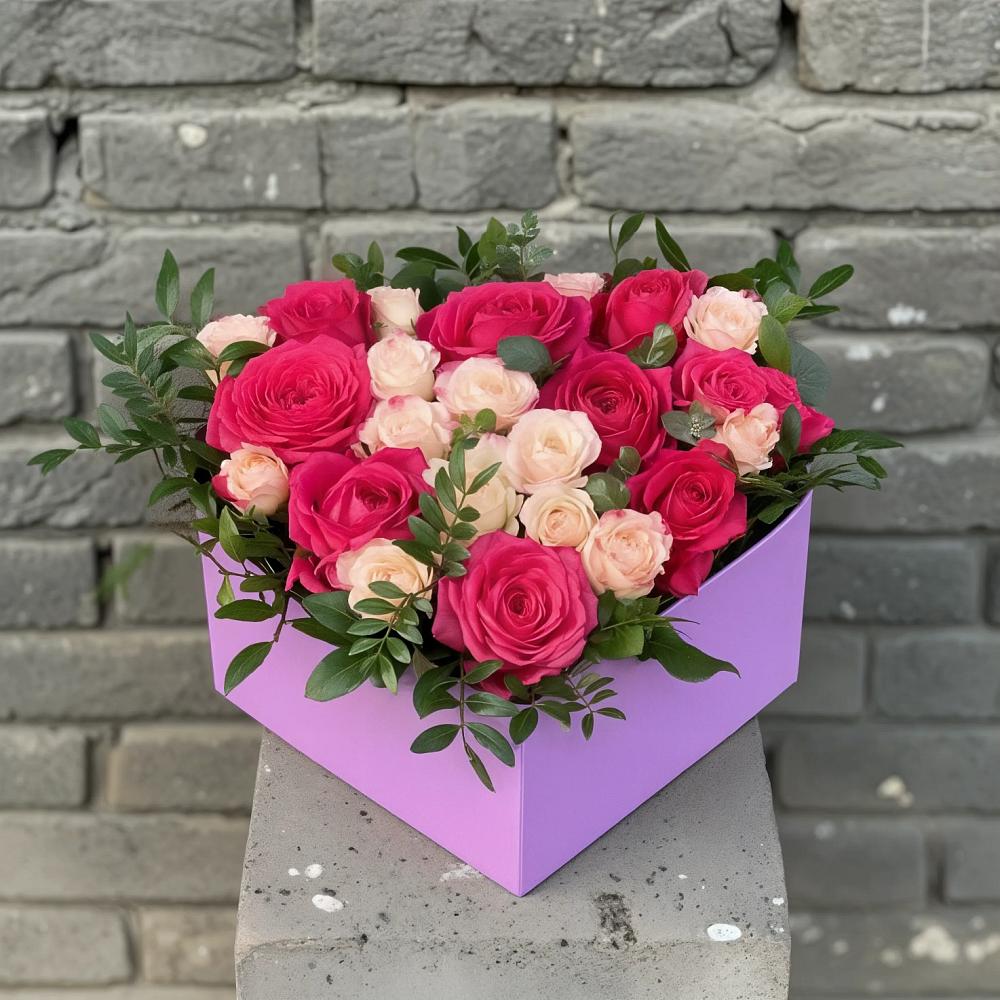 Цветочная композиция из Розы в коробке в Верхней Хаве