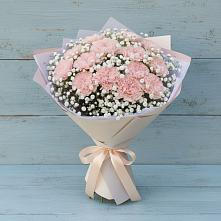 Букет цветов из:  Гвоздики в Верхней Хаве