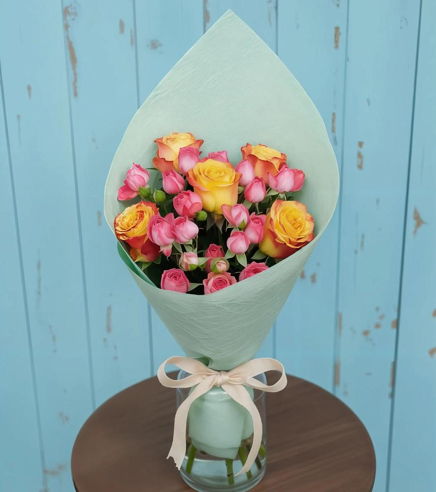 Букет цветов из: Розы в Верхней Хаве