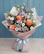 Букет цветов из:  Лизиантусы, Розы, Альстромерии и Гипсофила в Верхней Хаве