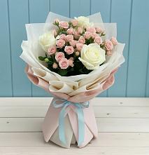 Букет цветов из:  Розы в Верхней Хаве