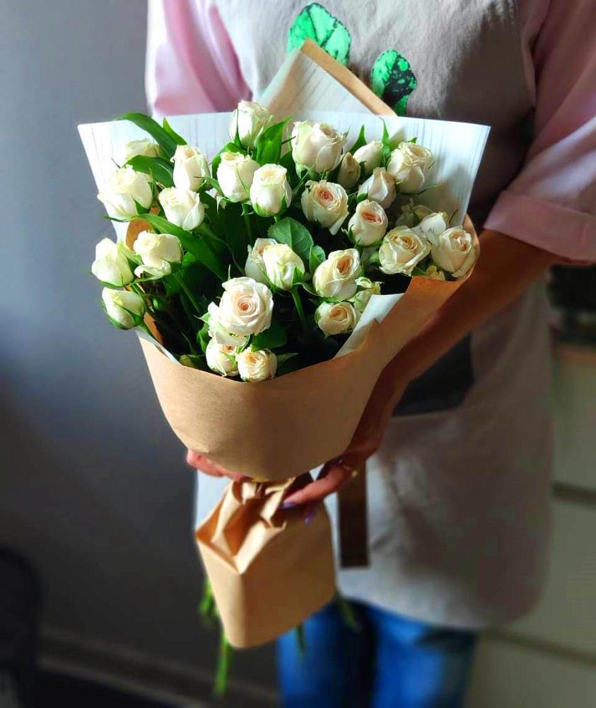 Букет цветов из: Розы в Верхней Хаве
