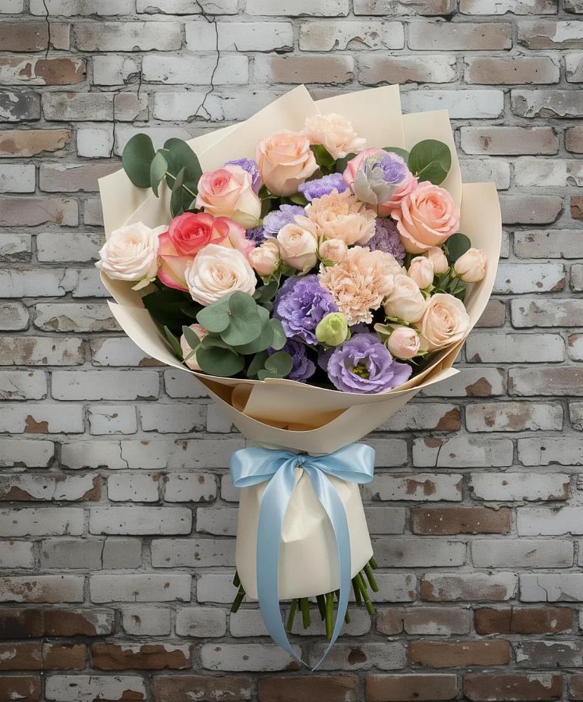 Букет цветов из: Розы, Лизиантусы и Гвоздики в Верхней Хаве