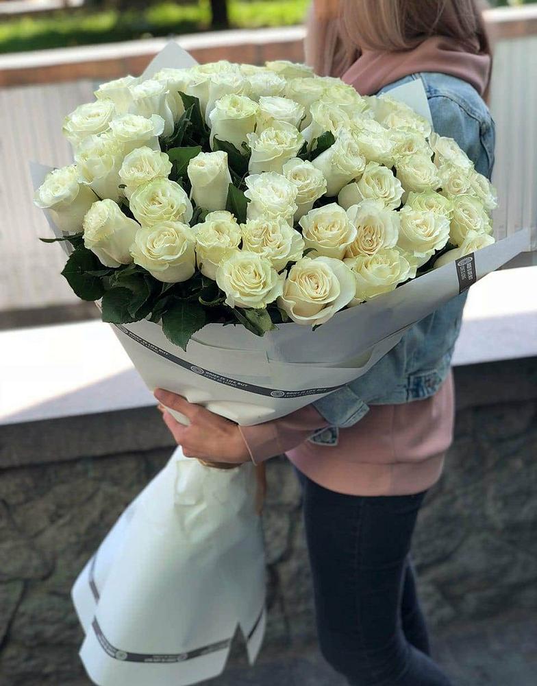 35 Белых роз в Верхней Хаве Букет 35 Белых роз в Верхней Хаве
