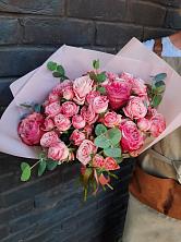 Букет цветов из:  Розы в Верхней Хаве