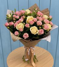 Букет цветов из:  Розы в Верхней Хаве
