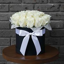 Цветочная композиция из Розы в шляпной коробке в Верхней Хаве