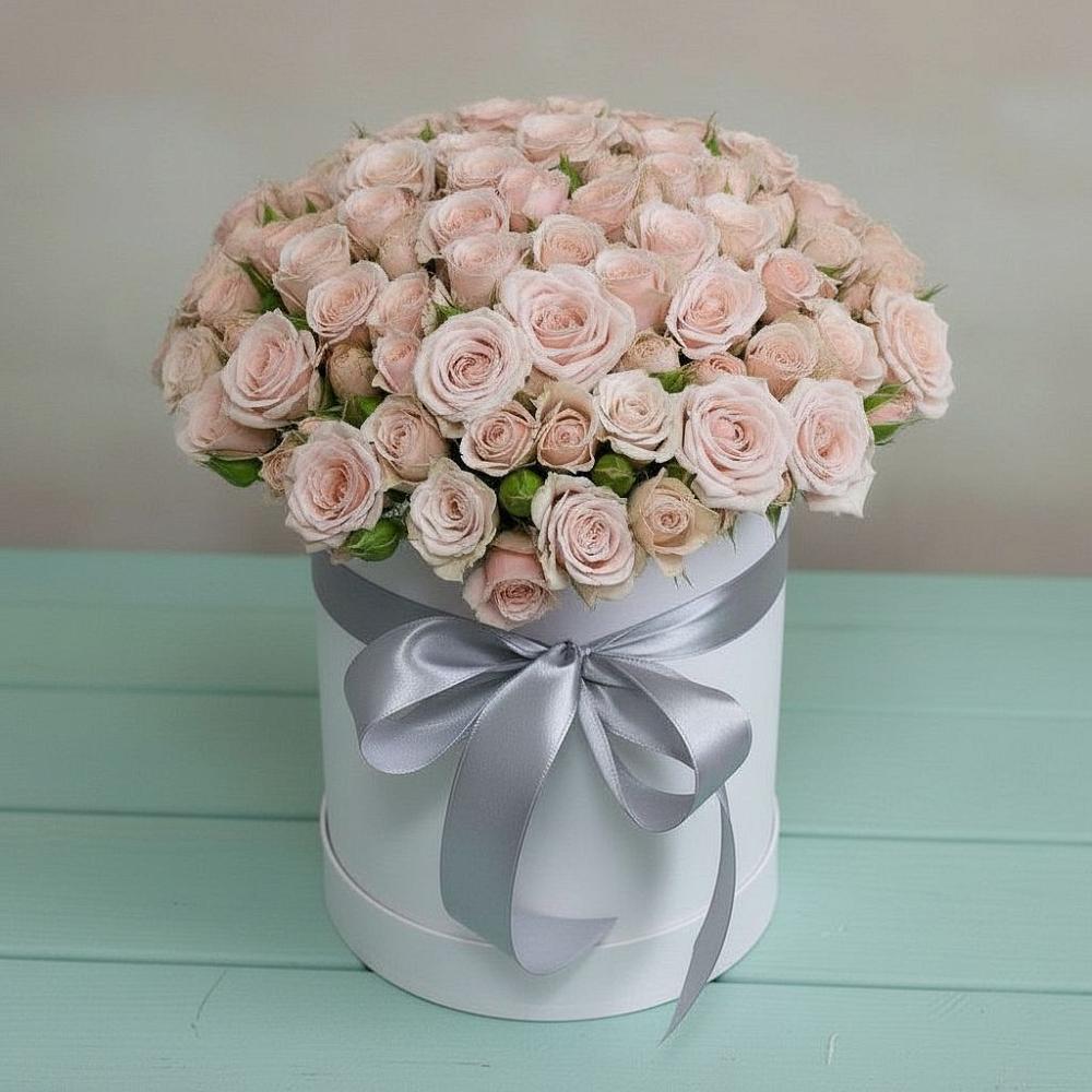 Цветочная композиция из Розы в шляпной коробке в Верхней Хаве